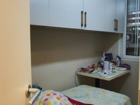 Shitet apartament 1+1 tek Rruga e Elbasanit , prane Liceut Artistik , Stadiumi Arena .