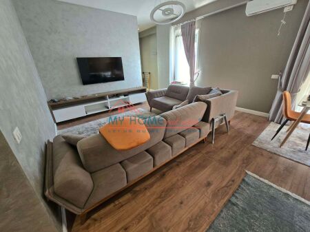 Apartament 1+1 me qera tek Stacioni i Trenit Tirane
