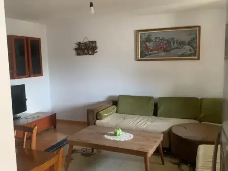 Rent | Apartament 3 + 1 | Pazari i Ri | 700 €/month