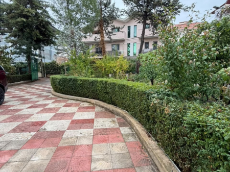 Tirane, villa for rent Villa 2 Floors Floor 2, 450 m² 2,500 € (Near the brigades' building) MLS # 530581011-24