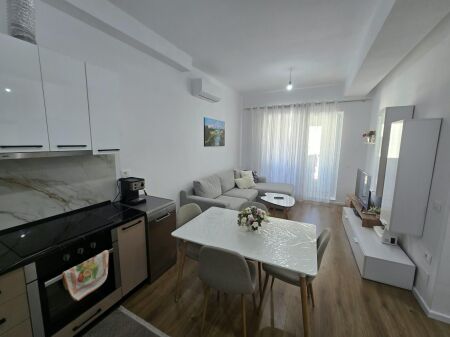 Apartament 2+1, Kompleksi Kaimi , Ali Demi
