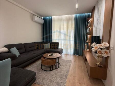 Qera, Apartament 2+1, Selite, Tiranë