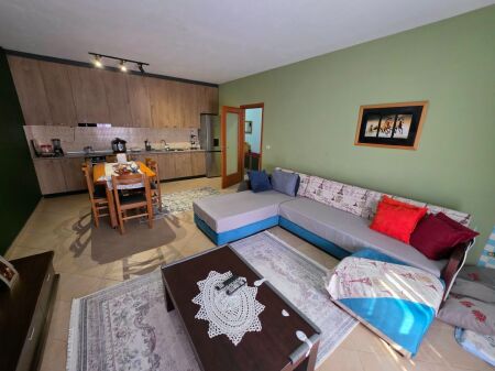 Shitet: 2+1+2wc + 2 Ballkone Komuna e Parisit - 📍115m² ( Jug Lindje) kati 5, Pamje Panoramike | 2250€/m² Çmim okazion 😬🔥