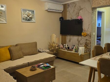 Shitet, Apartament 2+1+Blk, I adaptuar, Rruga e Elbasanit, 15.300.000 Leke