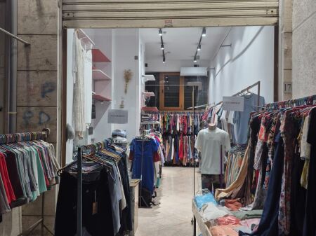 Dyqan me qera, Square 21!