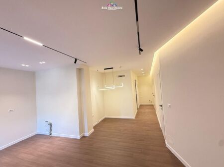 Apartament Per Shitje 2+1 Prane Rrethit Te Shkozes (ID B120873) Tirane