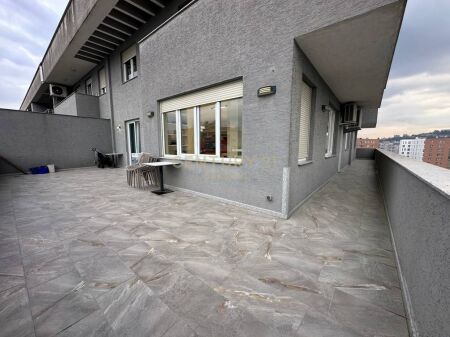 APPARTAMENTO 3+1+2+ VERANDE IN VENDITA VICINO ALLA VILLA L