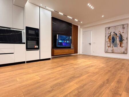 SHITET APARTAMENT 2+1 TEK LIQENI!