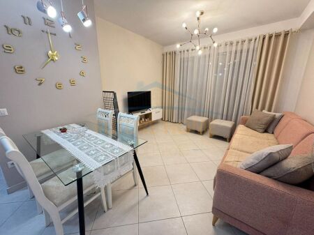 Affitto, Appartamento 1+1, Tower Bridge 3, Via Dibrës . UNA75125