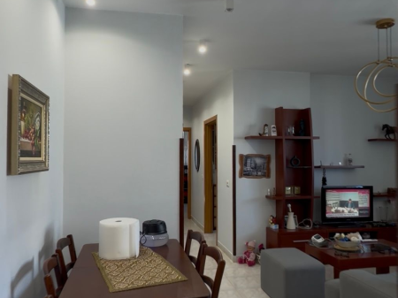 Shitet apartament 2+1 te Ish-Fusha e Aviacionit