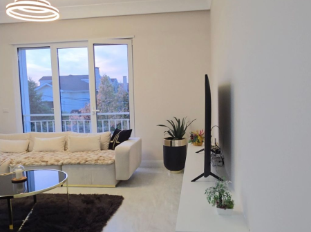 Shitet apartament 2+1+2 me depo dhe post parkimi, pranë TEG, në Rezidencën Joy.