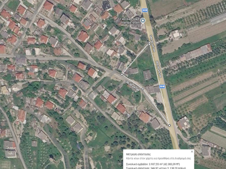 Tokë këndi tregtare prej 2,775 m² në rrugën kryesore, Panaja – Vlora