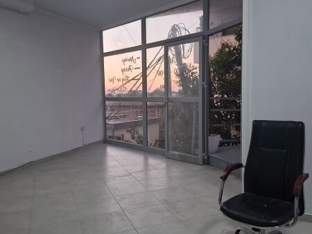 Dyqan 40m2 per qera - 20.000Lek/Muaj - Fresk prane Motel Gaxheri