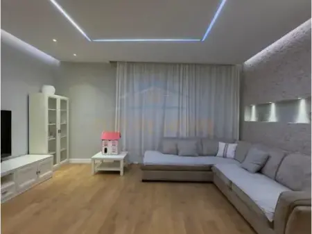 Tirane, shitet apartament 2+1 Kati 4, 116 m² 425.000 € (Qender)