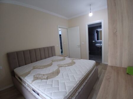 Affittasi Appartamento 2+1+1 con Balcone