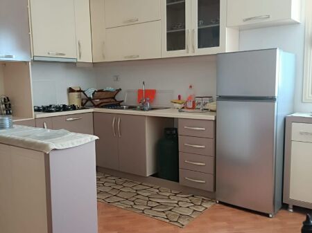  SHITET APARTAMENT 2+1 ME 2 BALLKONE | VLORË