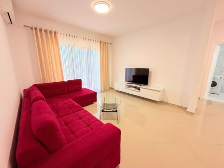 🏡 JEPET ME QIRA APARTAMENT 1+1 – GREEN CITY, ASTIR  📍 Vendndodhja: Green City, Astir 🏢 Kati: 6  🛗 Pallat i ri me ashensor 🛏️ Tipologji 1+1 💰 Çmimi: 55,000 lekë/muaj  Apartament i pozicionuar në një zonë shumë të kërkuar dhe të aksesueshme.  📞 Për më shumë informacion ose për vizitë, kontaktoni në privat.