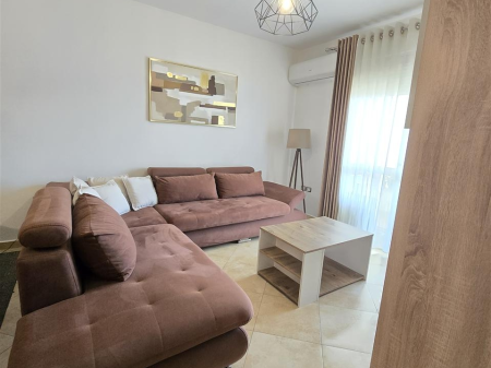 Affitto | Apartament 2 + 1+2 | Yzberisht | 500 €/mese