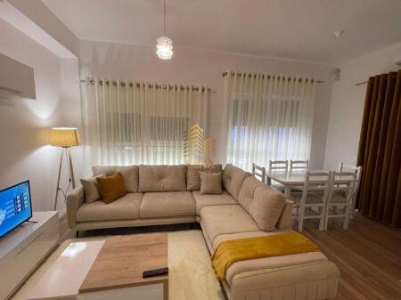 Qira, Apartament 2+1+blk, Kompleksi Mangalem, 500 Euro/Muaj