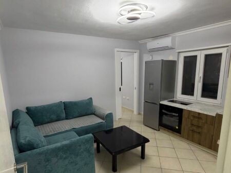 Apartament me qera 1+1 - 5 Maj, mbrapa Concord Center