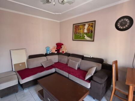 Shitet Apartament 1+1 Qender ,Siri Kodra