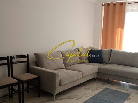 APARTAMENT ME QIRA 2+1 KOMBINAT 50.000 LEKE