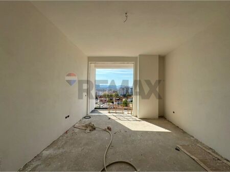 APARTAMENT 2+1+2 PER SHITJE INSITUT