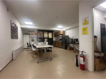 Shop - For Sale - Barricades Street, Tirana(ID: 530571009-149)