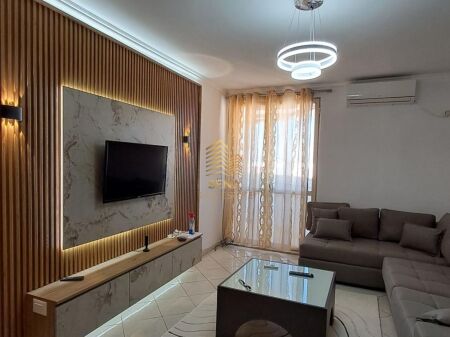Affitto, Appartamento 2+1+blk, Astir, 55.000 Leke/ Mese