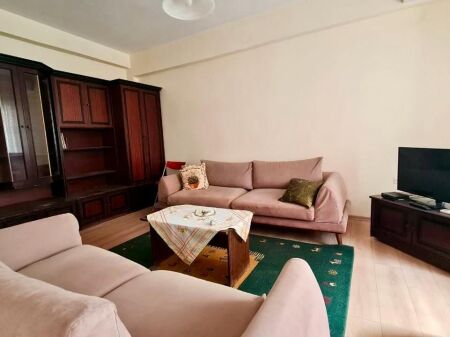 Apartament 1+1 per SHITJE, zona Stadiumit, Durrës