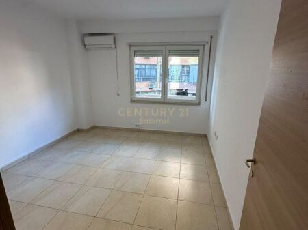 Qender - Jepet Zyre 2+1+2 108m2 Tek Atsh Lokacion Premium