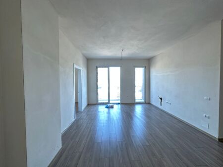Shitet,Apartament 2+1,Bathore,Tirane