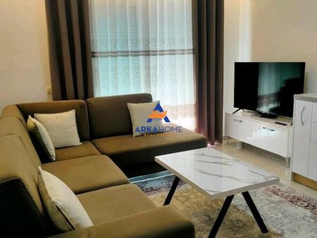 JEPET APARTMENT ME QERA 2+1+BALLKON "BATHORE , RR DEMOKRACIA" 60.000 LEKE