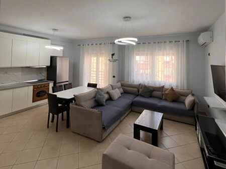 APARTAMENT ME QERA 2+1 9-KATESHET 90.000 LEKE FH-97203
