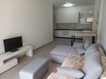 Apartament me qira lungomare Vlora