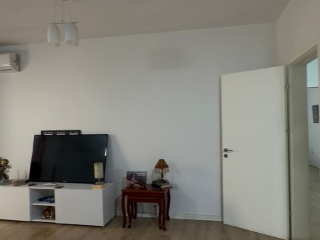 Apartment 2+1+2 for sale in the Paris Commune, Tirana.