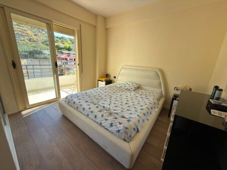  **SHITET APARTAMENT 2+1 – VLORË** 