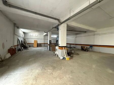 MAGAZINE ME QERA 200 M2 AUTOSTRADA TIRANE -DURRES 50.000 LEKE FH-97166