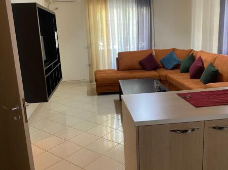 Jepet me qira apartament 2+1 ne Fresk!
