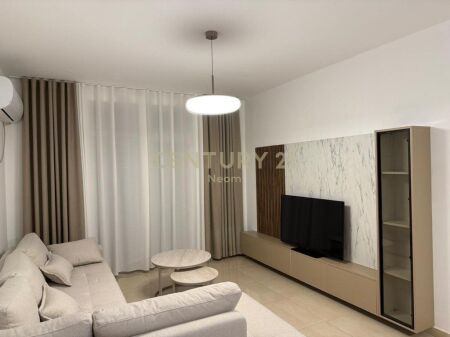 Apartament 2+1 me Qira, pranë Fakultetit te mjekesise