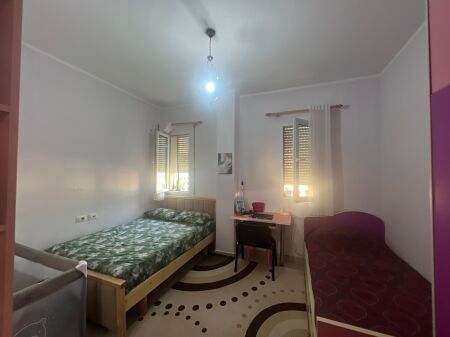 SHITET , APARTAMENT 2+1 Rruga Jordan Misja, Pranë Spak