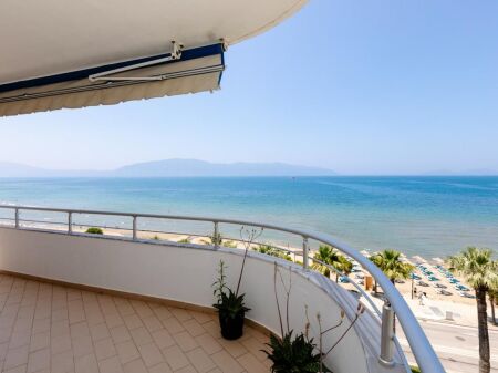 Apartament me pamje nga deti për qira Lungomare Vlora