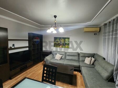 Apartament 1+1 tek Rruga e Elbasanit!