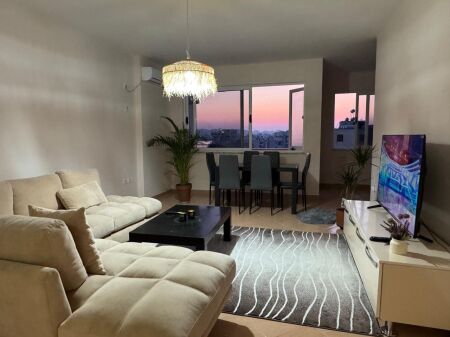 JEPET ME QIRA APARTAMENT 2+1+2 ME PAMJE NGA DETI