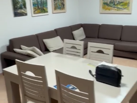 🌇Shitet apartament 2+1 prane Universitetit Barleti🗝️