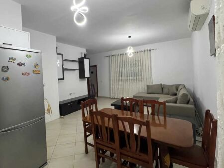 Apartament  2+1 me qera 