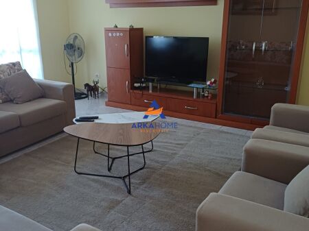 JEPET APARTMENT ME QERA 2+1+BALLKON "PALLATI ME SHIGJETA" 75.000 LEKE