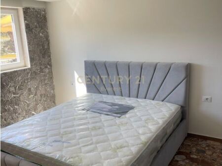 Appartamento 2+1 ristrutturato con balcone in affitto nell'ex Bllok, di fronte a Sky Tower