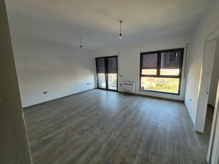 JEPEN ME QIRA APARTAMENT 1+1 – BULEVARDI I RI 