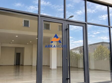 JEPET AMBIENT SHERBIMI PER QERA 121 M2 "ASTIR" 1200 EURO